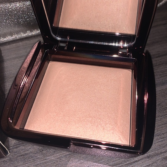 Hourglass New In Box Ambient Lighting Powder✨Free Mini Hourglass Mascara✨ - Picture 3 of 8